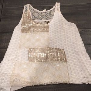Beautiful Dressy flowy tank top